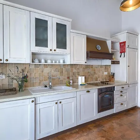 Leopoldo By Istrian Country Villa *