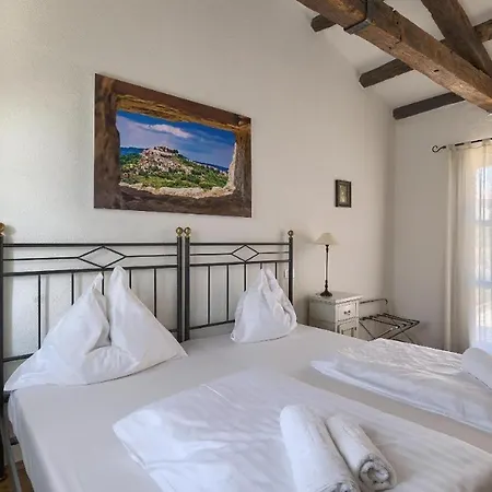 Leopoldo By Istrian Country Villa *