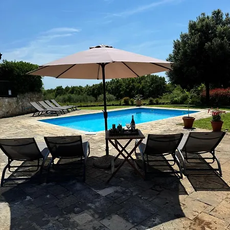 Leopoldo By Istrian Country Villa
